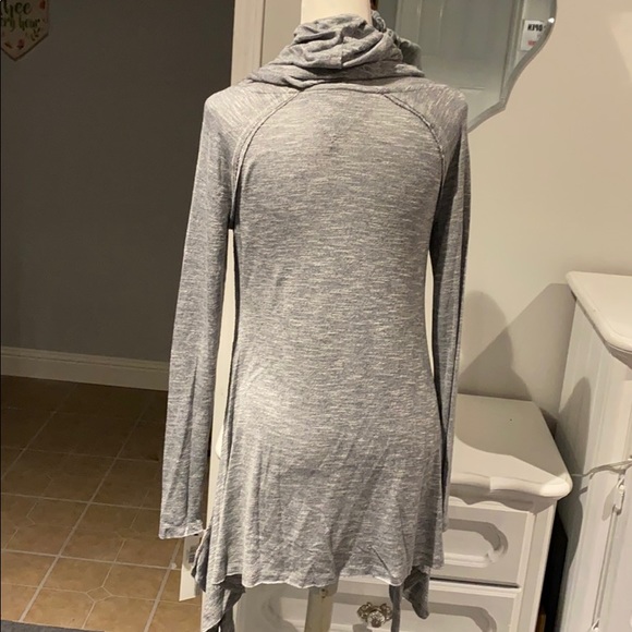 Kensie Performance Top - Picture 2 of 6